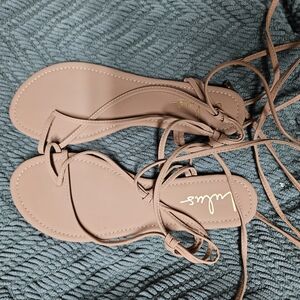 Matisse Tan Sandals Elegant and Comfortable